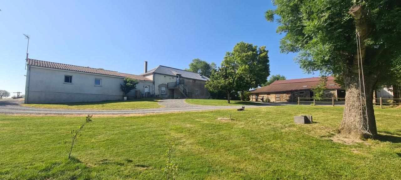 Le Logis Des Chons A La Campagne A Saint Hilaire Du Bois - Lys Haut Layon Le Plessis  Екстериор снимка